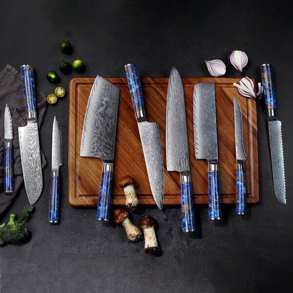 H8207210d299e4b999977078a080f98cbL SXL-32 Premium Damascus Kitchen Knife Set with Stabilized Wood & Sky Blue Resin Handles